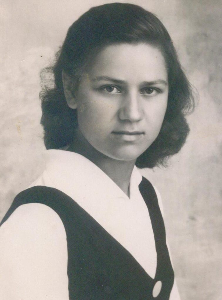 Папулина Валентина Александровна 17 лет. 1954 год