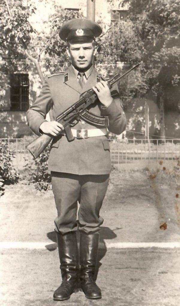 1983 г. Присяга в ВИКИ им. А.Ф.Можайского. Папулин М.В.